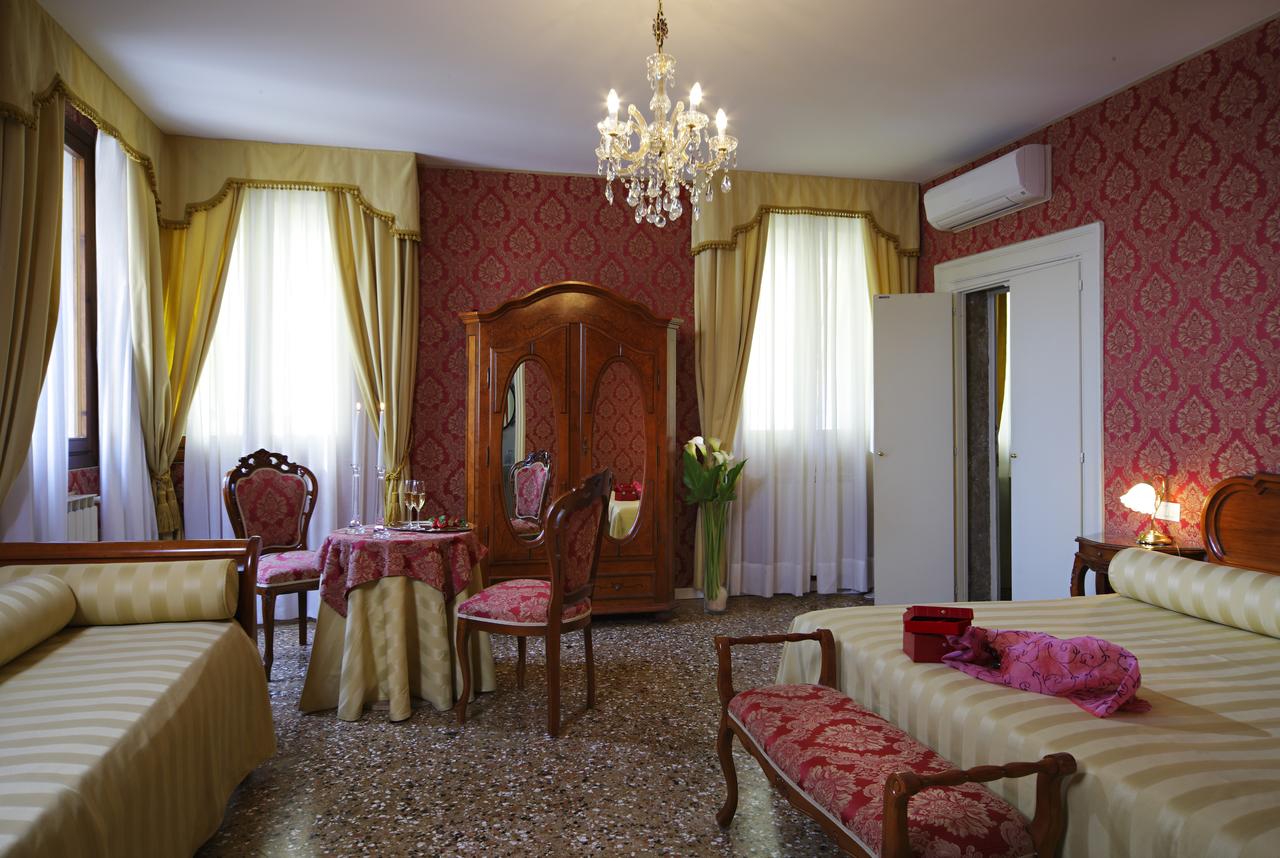 globedge-travel-italy-venice-cheap-hotels-bb-alpalazzetto