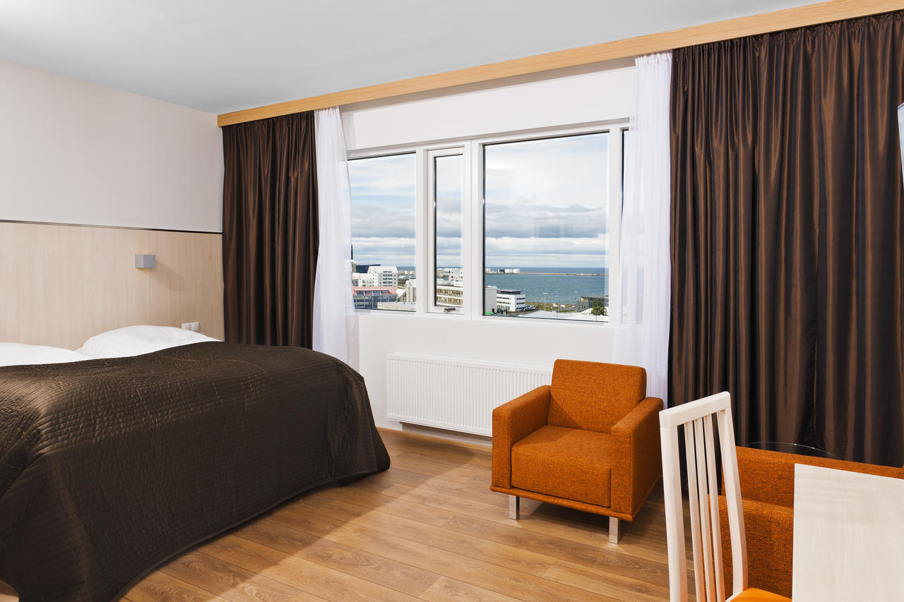 globedge-travel-iceland-reykjavik-cheap-hotels-klettur