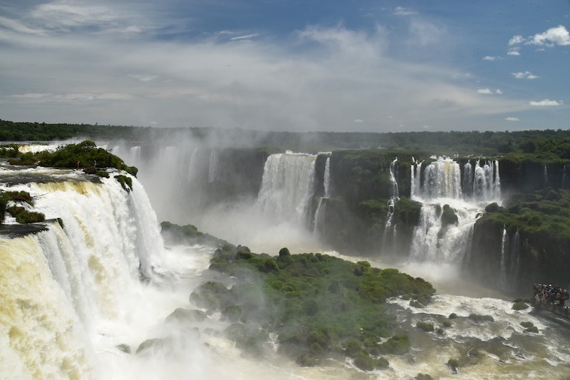 globedge-travel-argentina-iguazu-falls